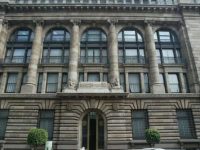 Sube BdeM tasa de interés a 8%