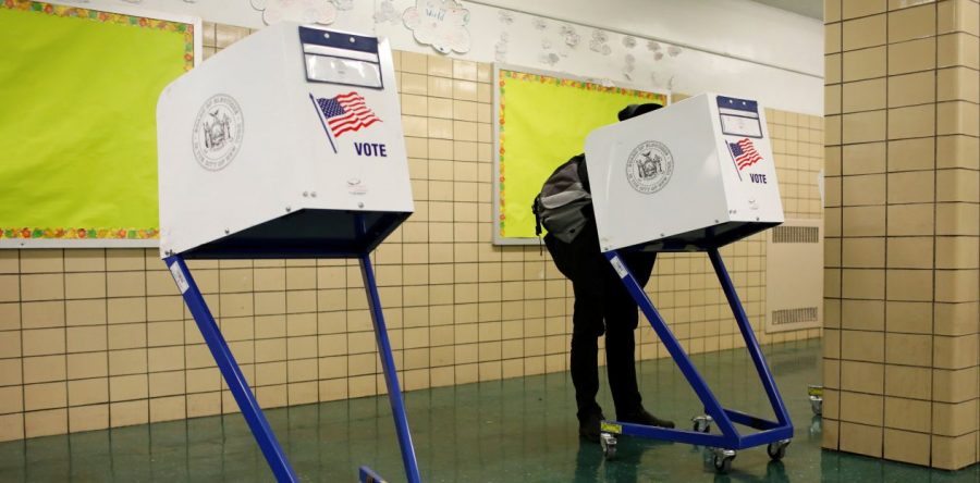 Votantes acuden a las urnas en elección clave para Trump