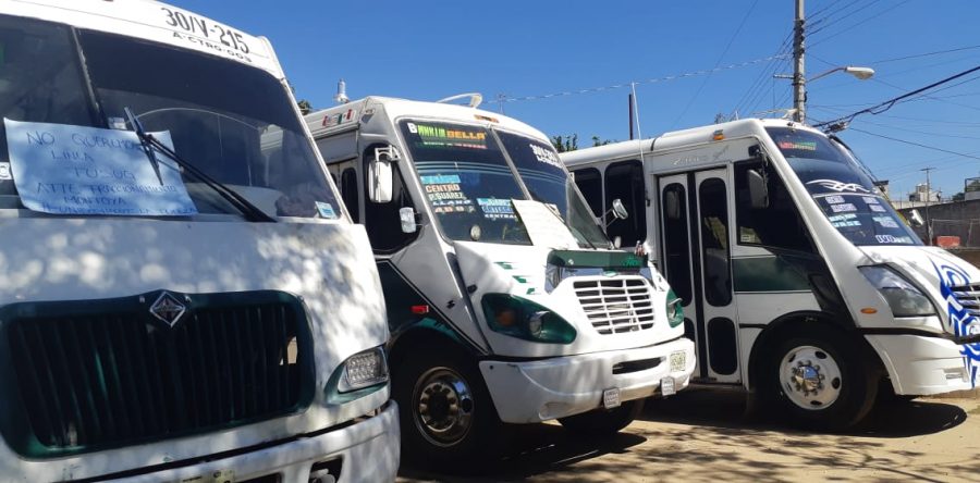 Liberan vecinos de Montoya autobuses de TUSUG,  no permiten brinde el servicio