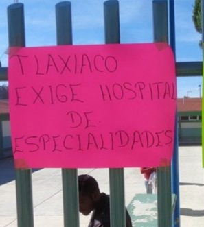 Se suma Sección 22 a protesta de pobladores de Tlaxiaco