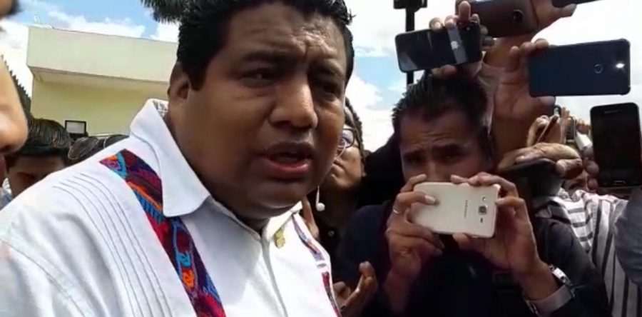 “Capricho” del PRI e inexperiencia de Morena traban acto protocolario en Congreso del Estado