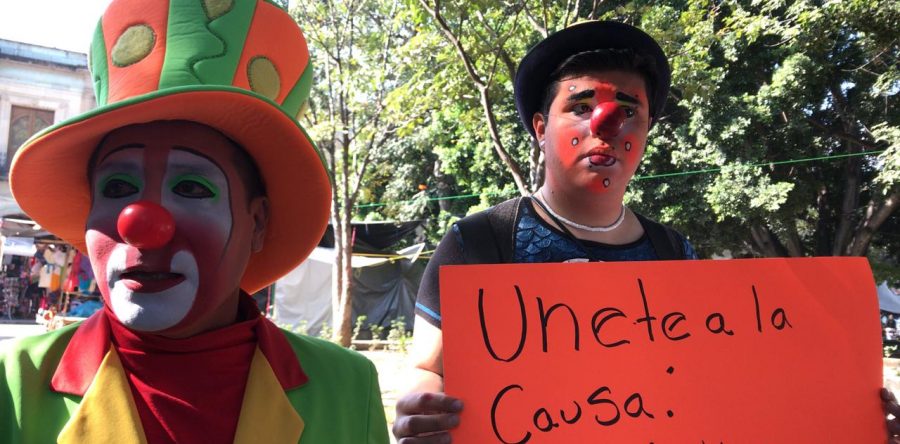 Anuncian kermés con causa para un joven que padece epilepsia