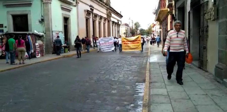Marchan Químicos de la SSO en la capital del estado