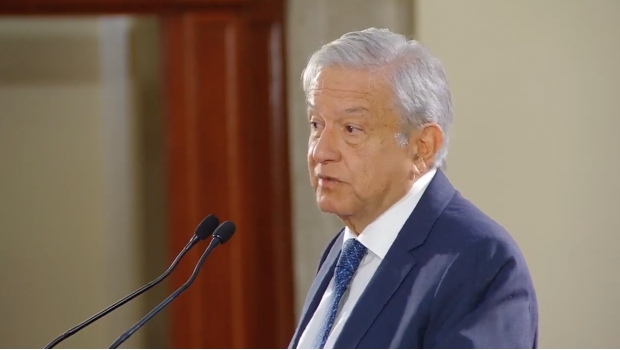 Afirma AMLO que manifestantes hicieron un plantón frente a su domicilio