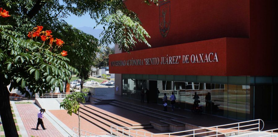 Oferta UABJO 170 espacios para educación superior en 4 facultades