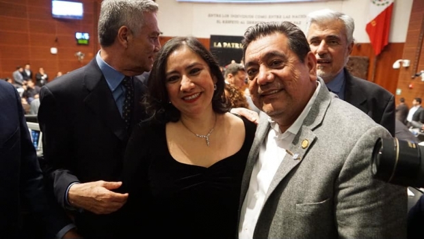 Propone senador liquidar a ministros que se opongan a reducción de salarios