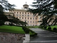 El Vaticano emite histórica condena por lavado de dinero