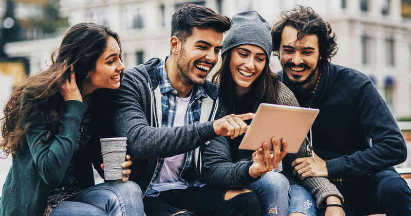 Millennials saben usar la tecnología, pero les fallan las matemáticas: estudio