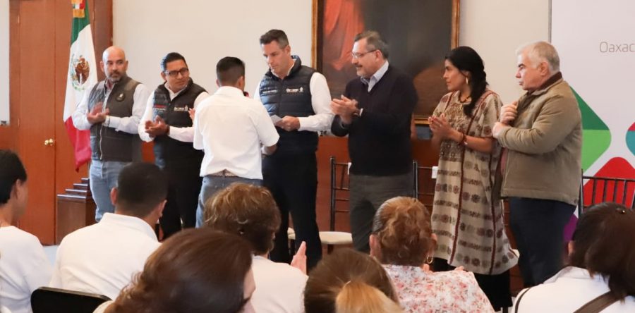 Gobierno de Oaxaca honra valores de libertad, humanismo, igualdad y no discriminación: AMH