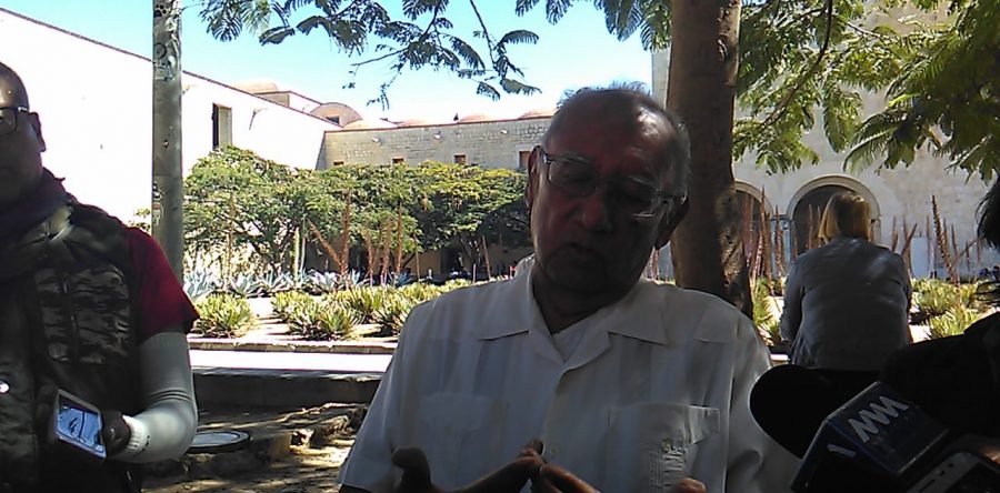 Exigen frenar permisos a tiendas de conveniencia