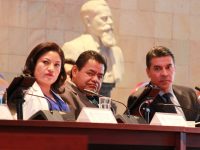 Última oportunidad de la República para ser diferente: Alfredo Martínez de Aguilar