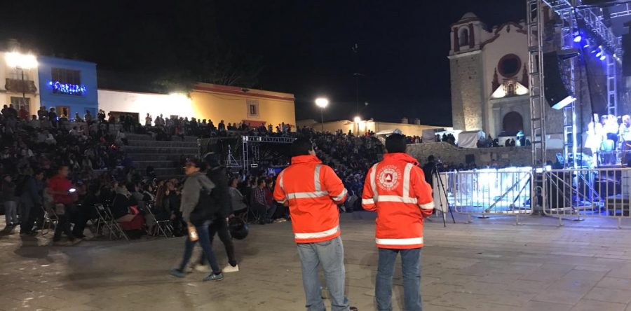 Saldo Blanco durante celebración de Noche Buena