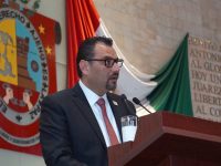 Avanzamos en una cobertura universal de salud con calidad y calidez: Donato Casas Escamilla