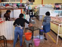 En Santa Rosa Panzacola realizan el programa “Tequio por los mercados”