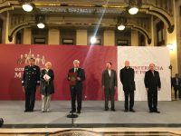 “Tengo las riendas del poder en las manos”: AMLO