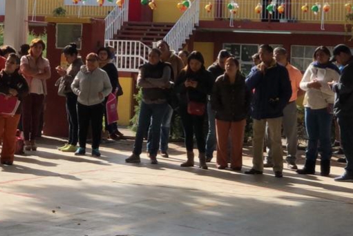 Suspenden clases en escuela España ante ola de asaltos