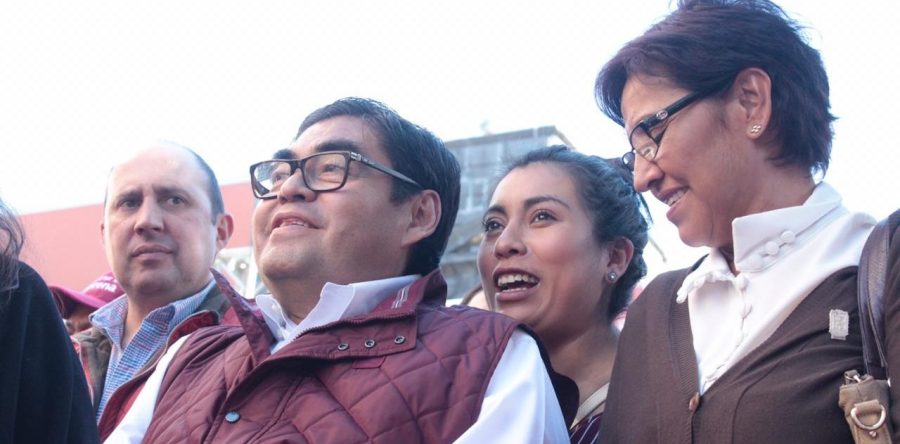 Barbosa buscará otra vez gubernatura de Puebla, dice Morena