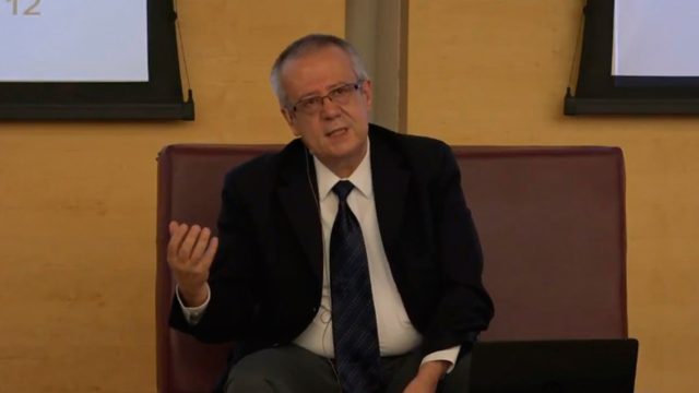 Carlos Urzúa cancela asistencia a conferencia con AMLO