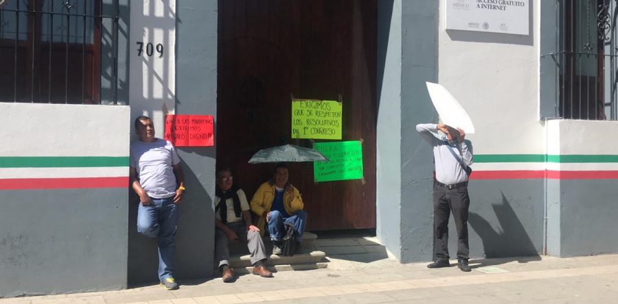 Protesta PAAES en el SAT