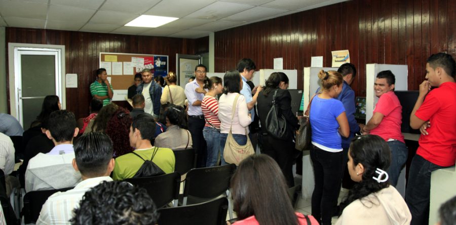 Alistan vacantes federales; se prevé 70% de reducción en plazas