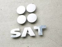 AMLO designa a abogada como directora del SAT