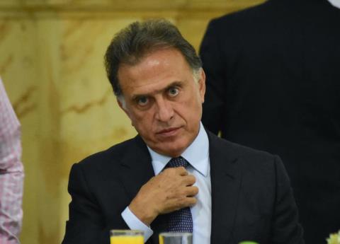 Recuperaron Yunes y Winckler propiedad con dinero público