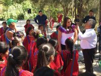 Entrega IEEPO donativos de “Arropa un Albergue Indígena”