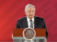 AMLO pedirá a funcionarios de Pemex investigados por corrupción que dejen sus cargos