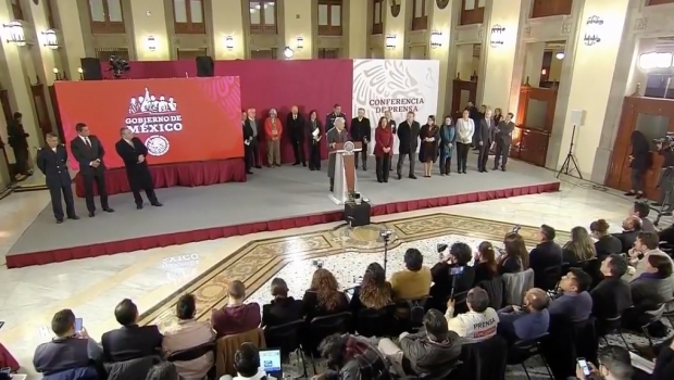 En combate al huachicoleo “me siento muy respaldado, así me lo expresan en la calle”: AMLO