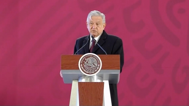 Sería fácil abrir los ductos y seguir tolerando el robo de gasolina: AMLO