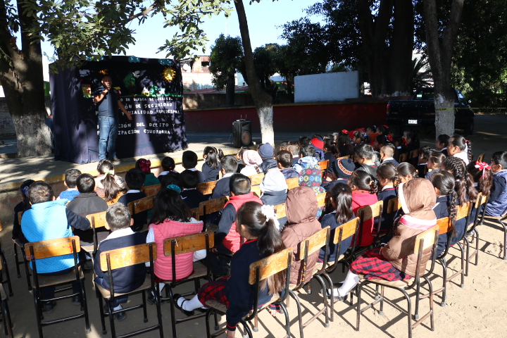 Unidad de Prevención del Delito y Participación Ciudadana da atención a escolares