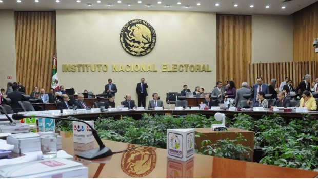 Morena solicita al INE organizar elección extraordinaria de Puebla