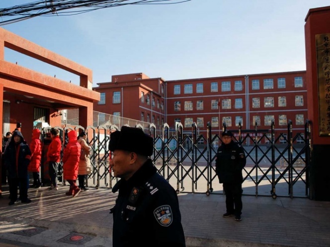 Ataque con martillo en escuela de China deja 20 niños heridos