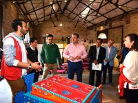 Recorren Oswaldo García Jarquín y María Isabel Grañén el Museo Infantil de Oaxaca