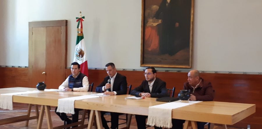 Asegura IEEPO que no existen adeudos a salarios de maestros; gira apercibimientos por uso indebido de escuelas