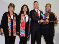 Entrega Gobierno del Estado Reconocimientos Rotarios a personalidades altruistas a favor de Oaxaca