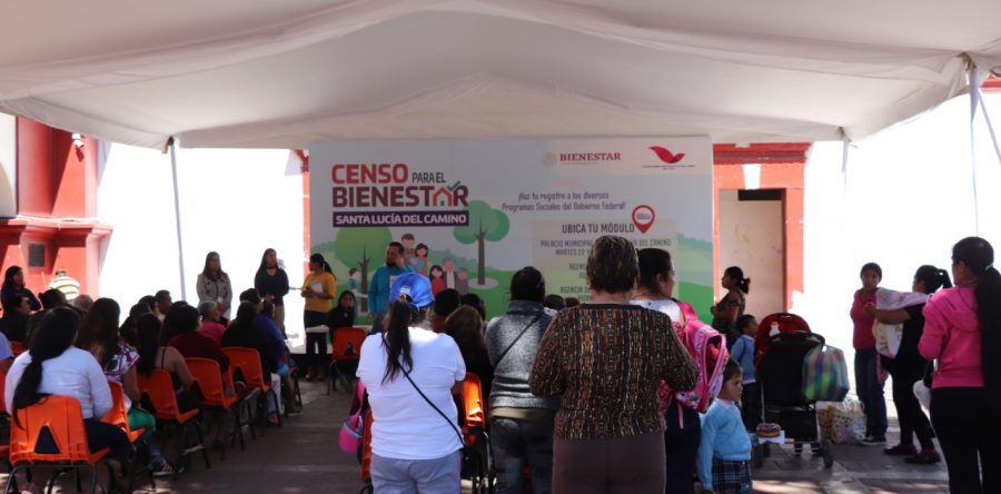 Realizan censo y registro a programas prioritarios del gobierno federal en Santa Lucía