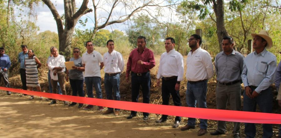 Concretan Coplade y CFE 56 obras de electrificación en el estado