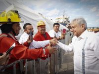 Gasolina, huachicol, desabasto, Negación y ¿chalecos amarillos?: Carlos Ramírez