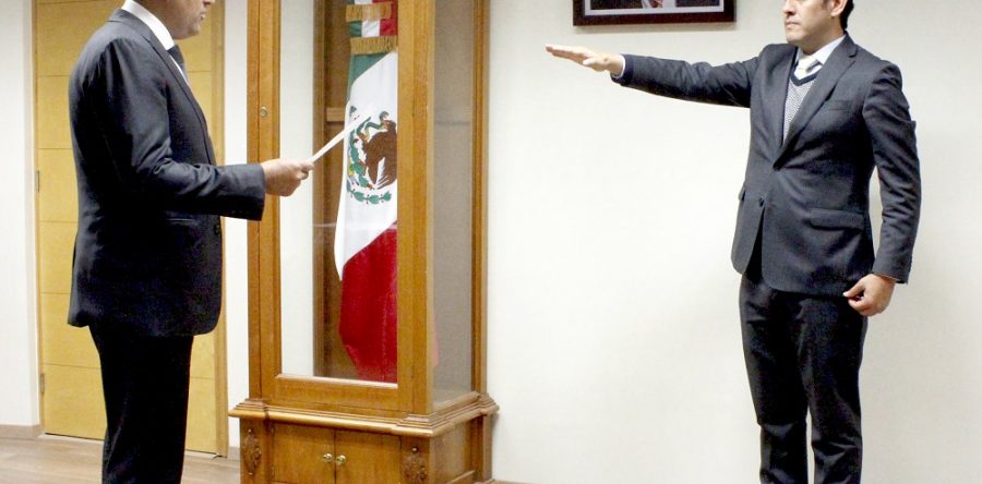 Designa titular de la Sefin a nuevo Procurador Fiscal y Administrador