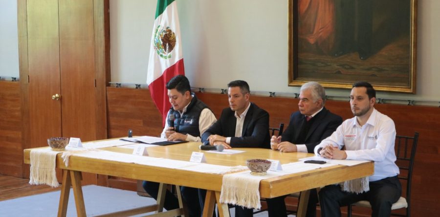 Refuerza Sedena vigilancia y resguardo de refinería en Salina Cruz ante la lucha contra el huachicol