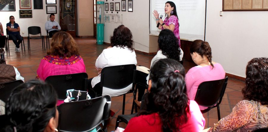 Capacita Gobierno de Oaxaca de Juárez a sus funcionarios sobre la Alerta de Género