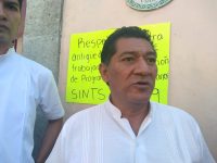 Continúa protesta de trabajadores de salud en sus oficinas