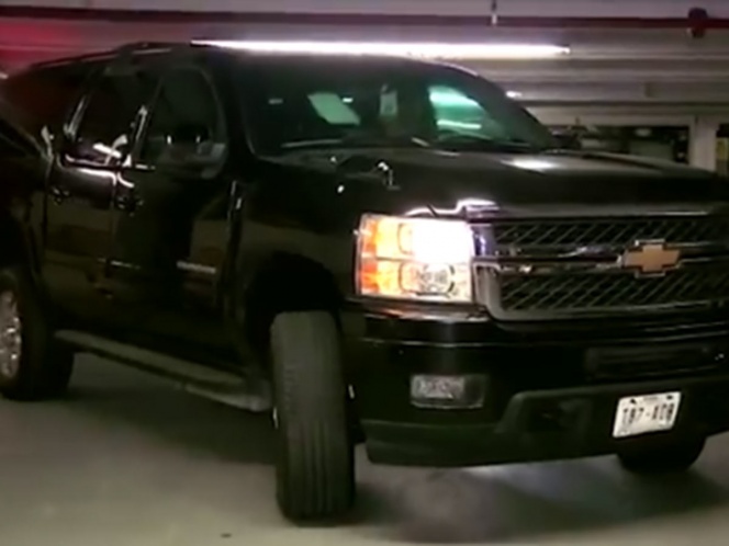 Llegan vehículos a Santa Lucía para subasta