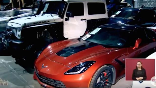 Gobierno subastará autos “machuchones” decomisados por Hacienda, ranchos y residencias