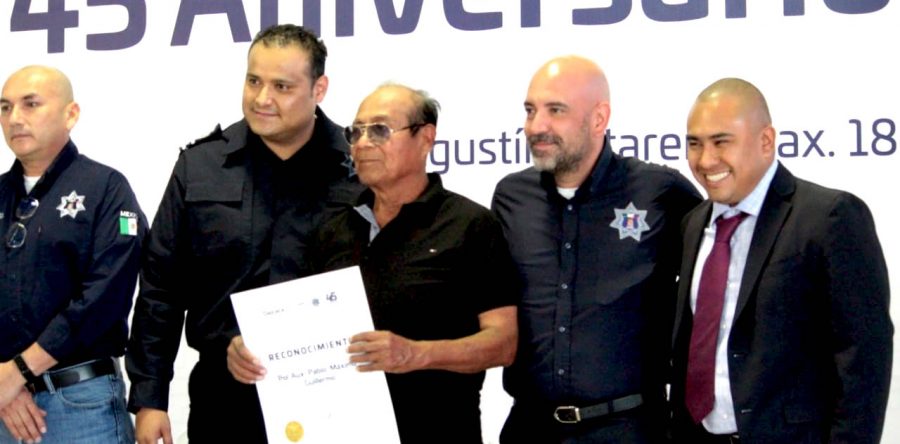 Dante Montaño reconoce trabajo de pabic en su 45 aniversario