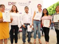 Ivette Morán de Murat encabeza gira de trabajo “En Familia Sí Podemos” en el municipio de Huajuapan de León