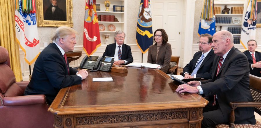 Trump: el muro, narcoalianza con Cártel del Golfo y Ebrard-Hillary: Carlos Ramírez