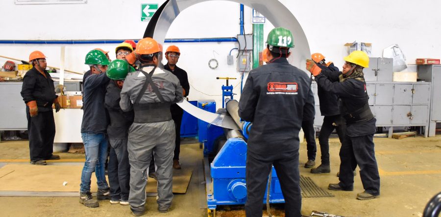 Empresa oaxaqueña, primera en fabricar autotanques para distribución de combustible