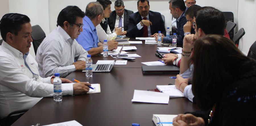 Impulsa Secretario de Salud acreditación y federalización del sistema